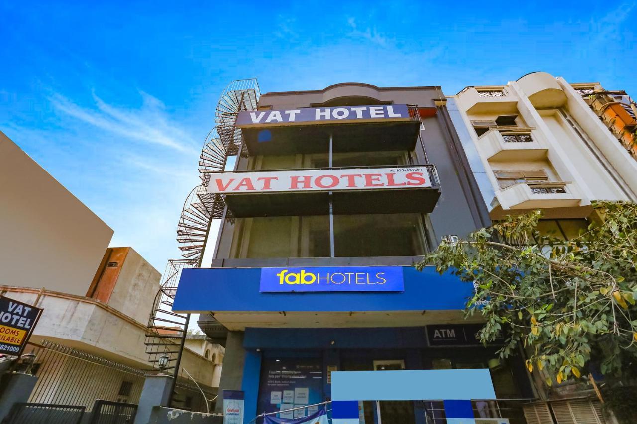 Fabhotel Vat - Meera Bagh Delhi  Exterior photo